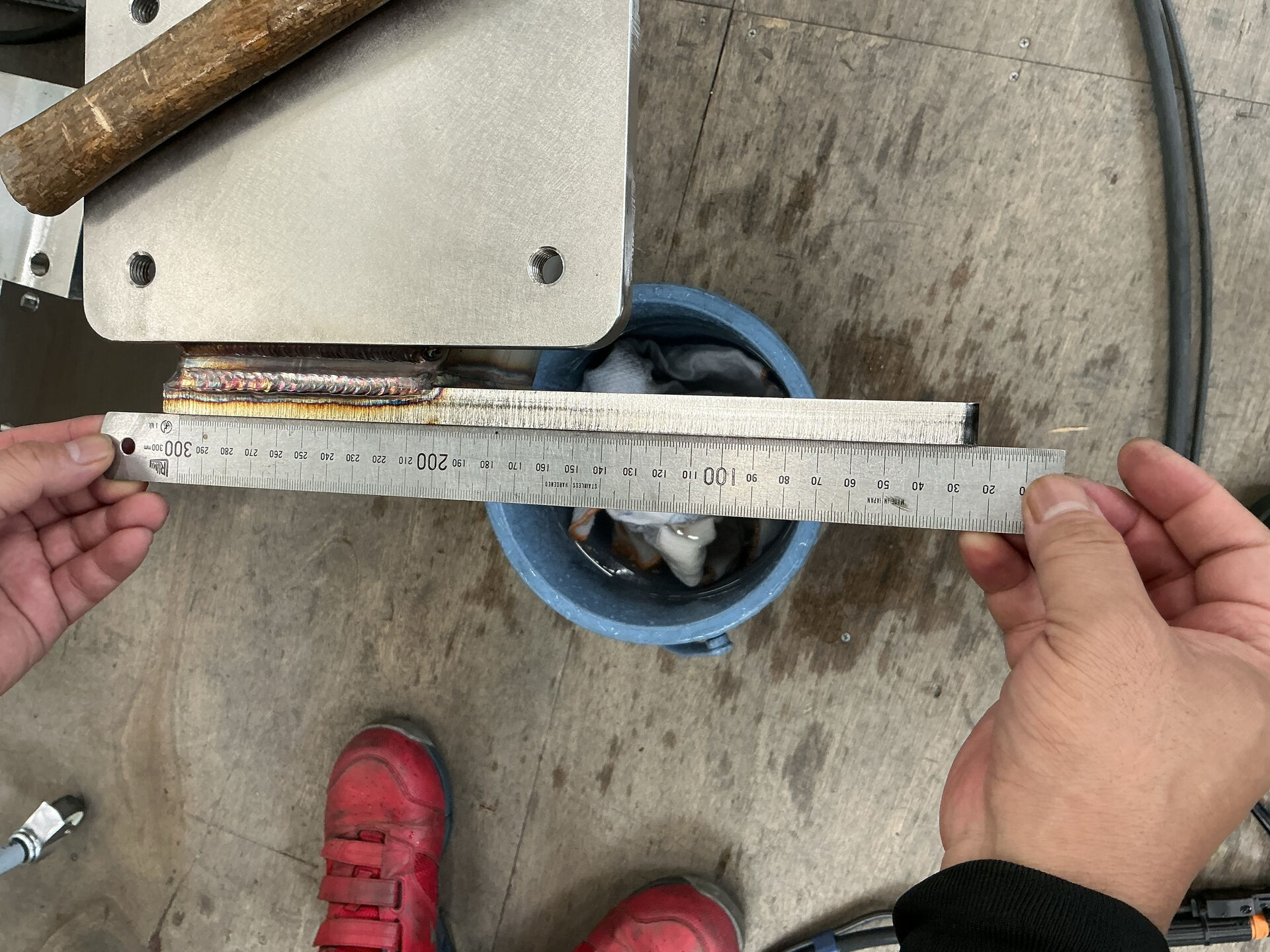 炙ることで反りを直すことが出来ます！